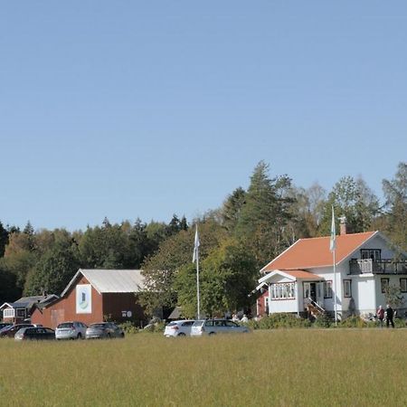 Tavlebords Honungsgard Pension Tegneby Buitenkant foto