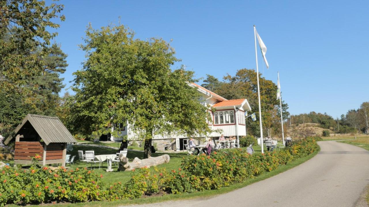 Tavlebords Honungsgard Pension Tegneby Buitenkant foto