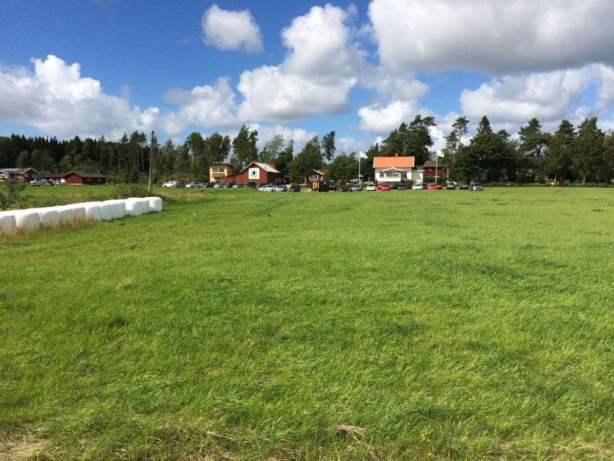 Tavlebords Honungsgard Pension Tegneby Buitenkant foto
